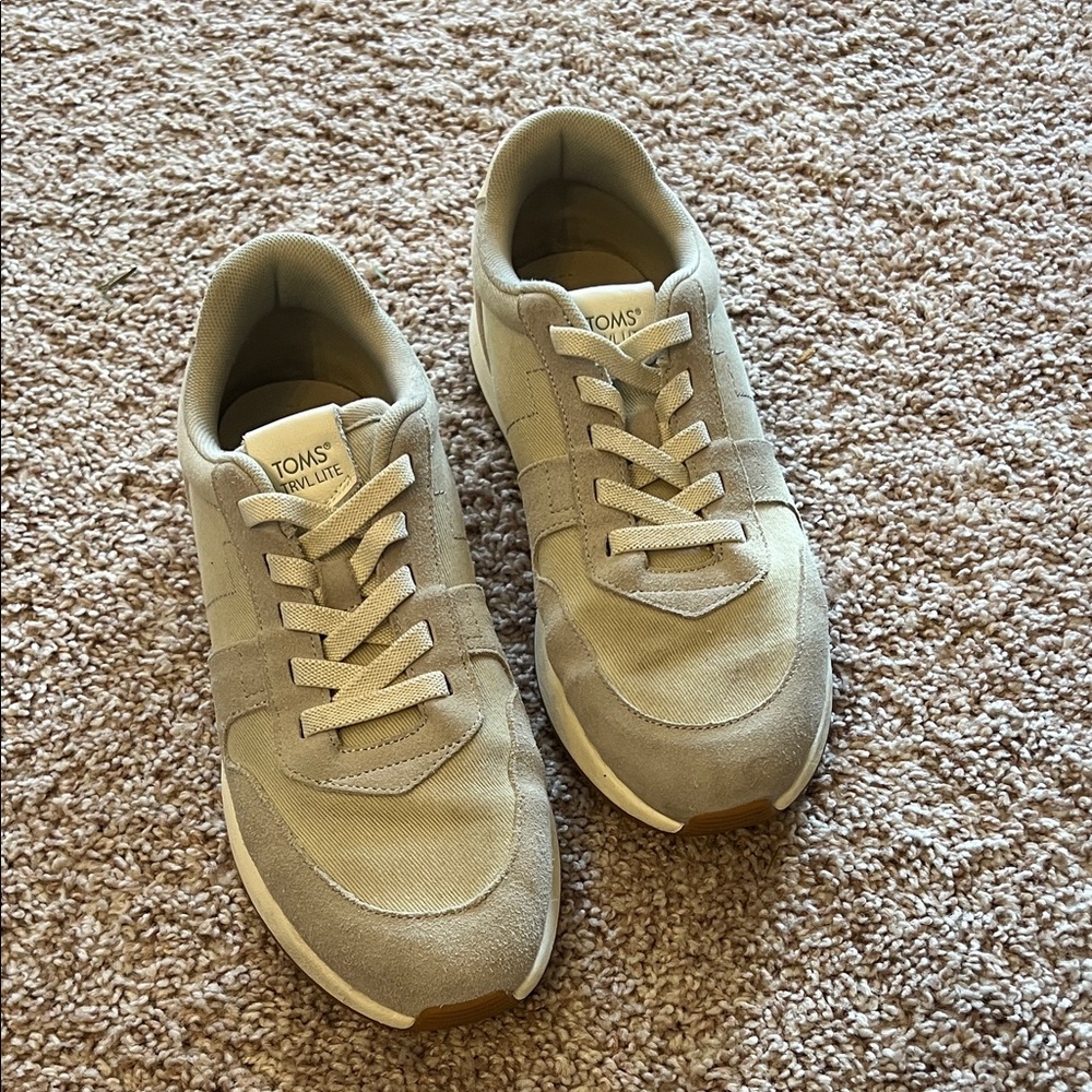 TOMS Beige and Light Green Trvl Lite Sneakers